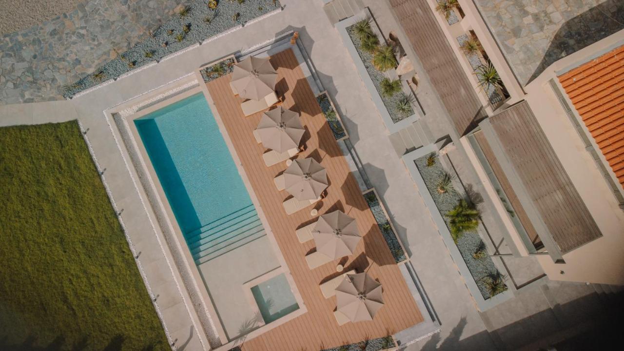 Marble Luxury Suites การ์เตรอส ภายนอก รูปภาพ