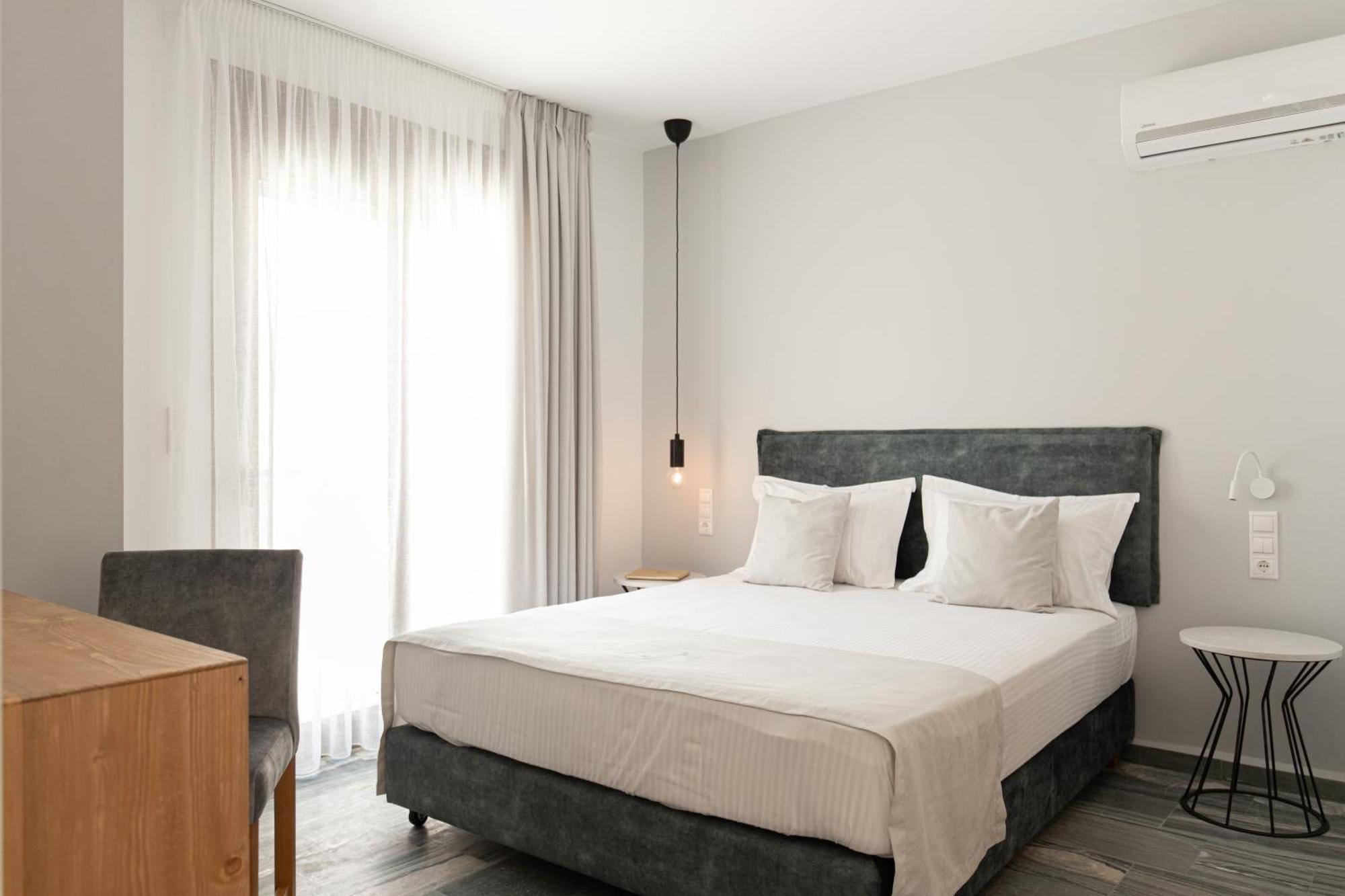 Marble Luxury Suites การ์เตรอส ภายนอก รูปภาพ