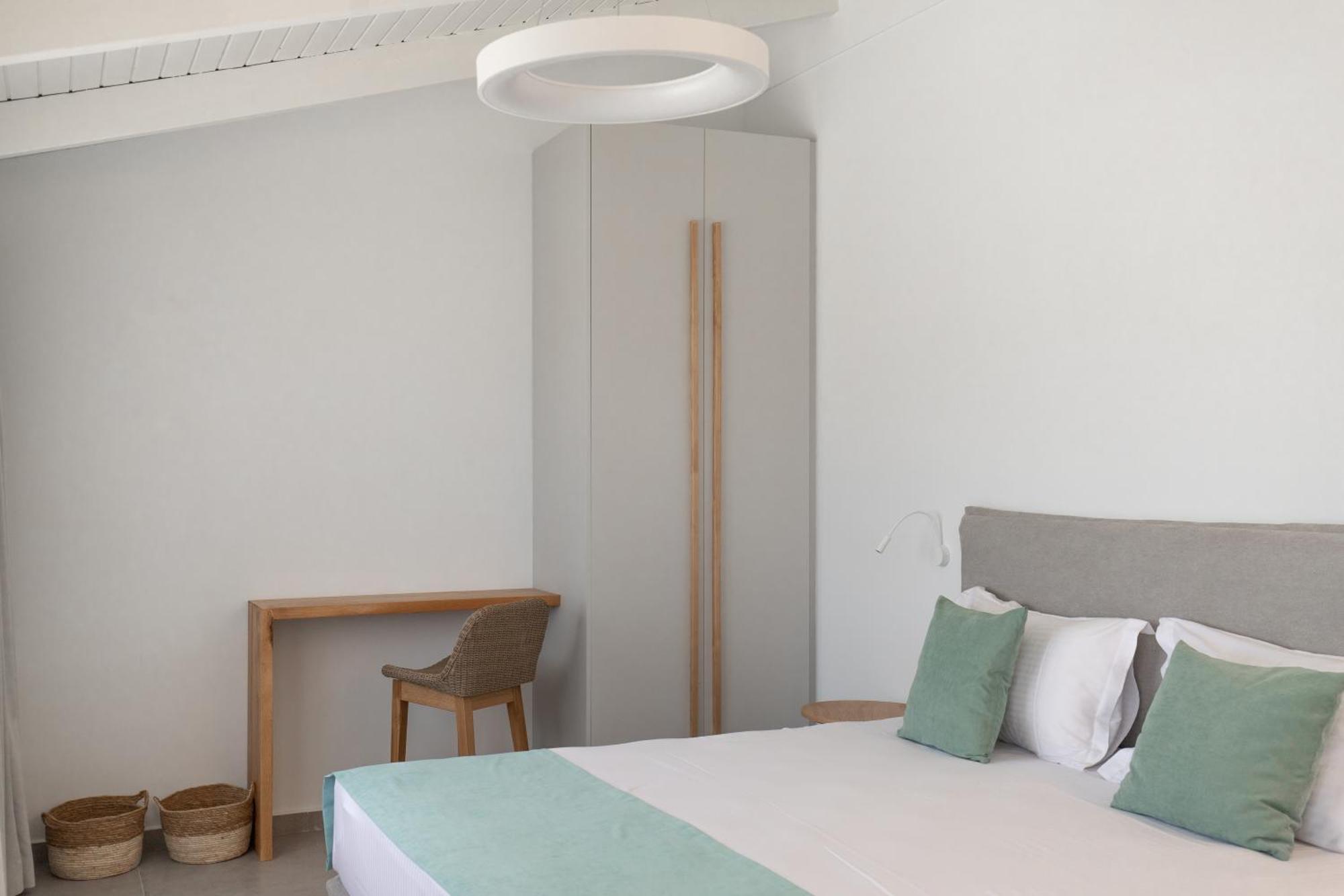 Marble Luxury Suites การ์เตรอส ภายนอก รูปภาพ